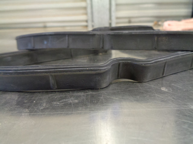 Toyota Hilux Genuine Rocker Cover Gakset New part