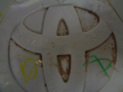 Toyota Hilux Genuine Center Cap Used Part VGC