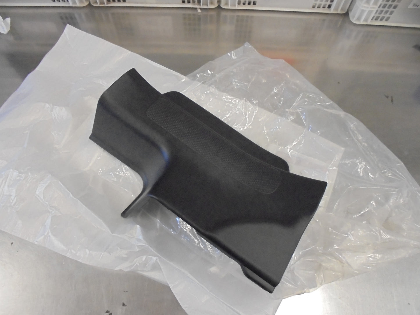 Honda CRV Genuine Right Hand Rear Trim Sill (Graphite Black) New Part