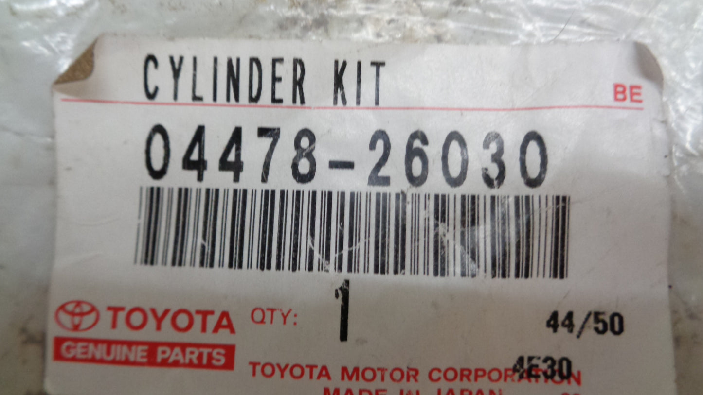 Toyota Hiace / Dyna Genuine Cylinder Kit New Part
