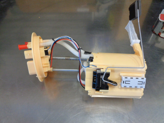 Land Rover Discovery/Range Rover/Freelander Genuine Fuel Pump and Sender Unit New Part