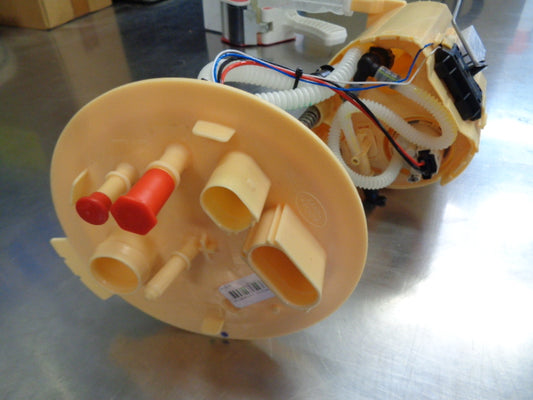 Land Rover Discovery/Range Rover/Freelander Genuine Fuel Pump and Sender Unit New Part