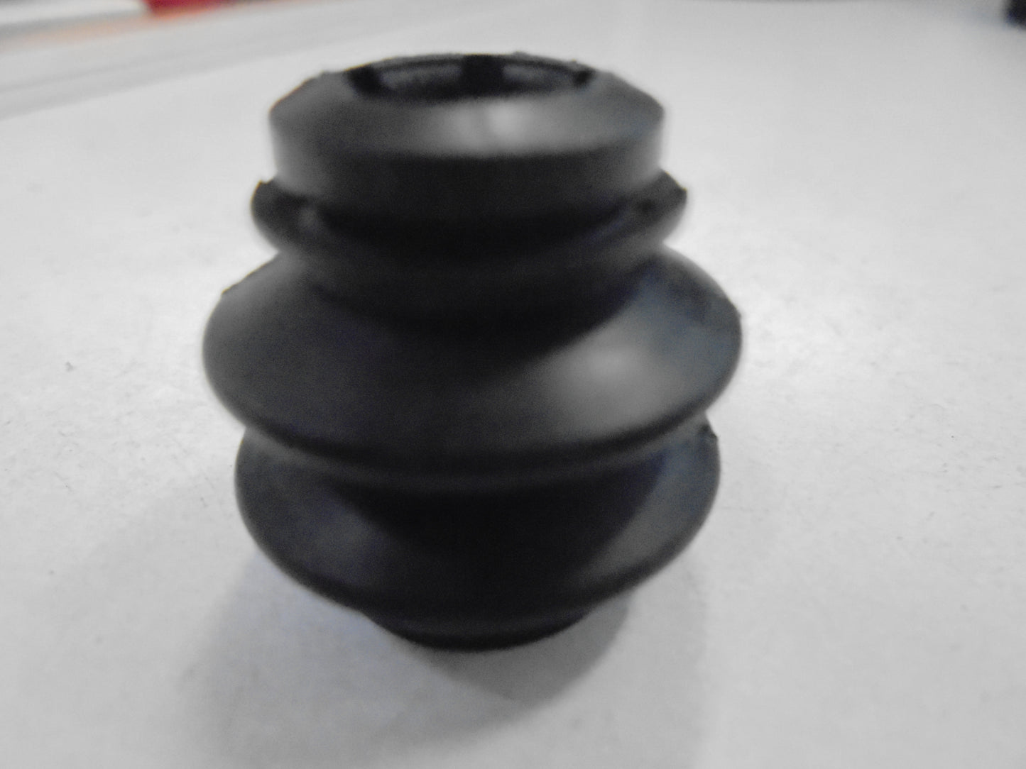 Hyundai Genuine Caliper Bushing Pin Insulator Vehicles Below New Part