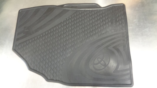 Toyota Corolla Hatch Genuine Front Rubber Floor Mats New Part