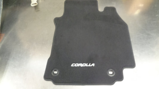 Toyota Corolla Genuine Carpet Mat Set New Part