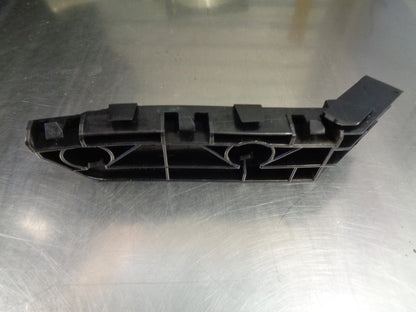 Honda CR-V Genuine Front Left Hand Side  Bumper Bracket New Part