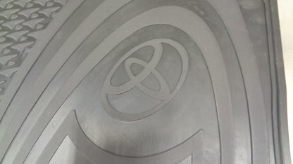 Toyota Camry Genuine Rubber Rear Mat Set New Part