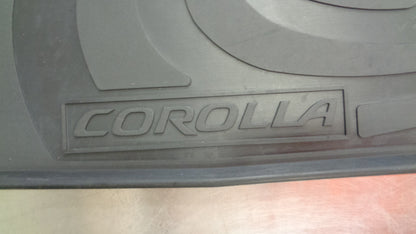 Toyota Corolla Hatch Genuine Rubber Front and Rear Mat Set New Part