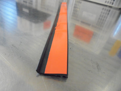 Honda CR-V Genuine Rubber Windscreen Dam New Part
