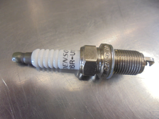 Toyota Celica-MR2-Paseo-Hilux-Echo Genuine Spark Plug New Part