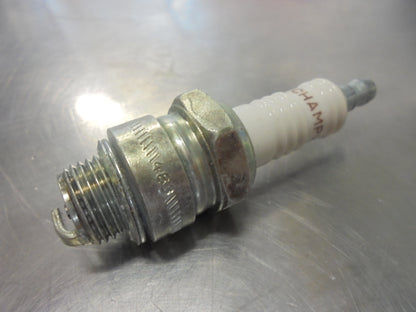 Champion Spark plug Set 8 Suits Small Engines New Part
