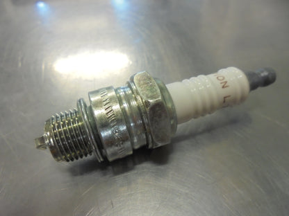 Champion L78C (807) Copper Plus Small Engine Spark Plug Set 8 New Part