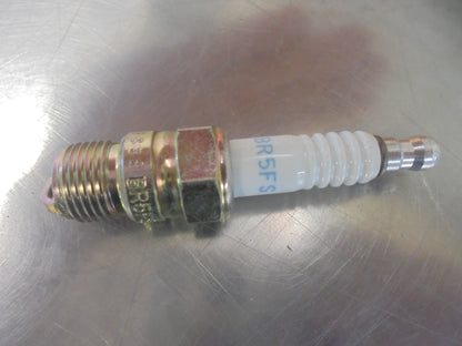 NGK Spark Plug Suits Toyota Starlet GT EP82 1.3Ltr New Part