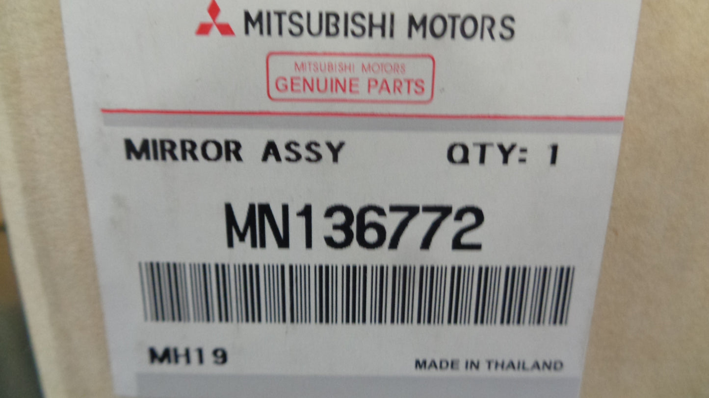 Mitsubishi Triton L200 Genuine Right Hand Front Mirror New Part