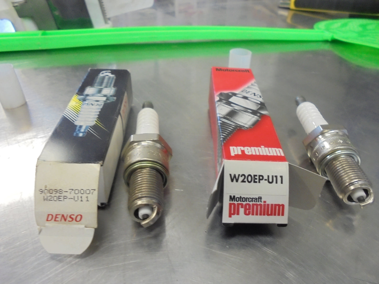Denso-Motor Craft Spark Plug Suits Hyundai Excel-Elantra-Grandeur New Part