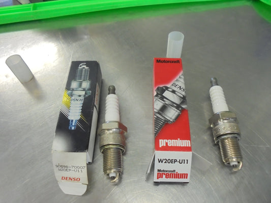 Denso-Motor Craft Spark Plug Suits Hyundai Excel-Elantra-Grandeur New Part