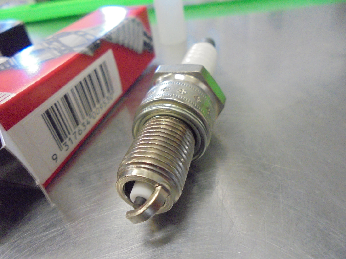 Denso-Motor Craft Spark Plug Suits Hyundai Excel-Elantra-Grandeur New Part