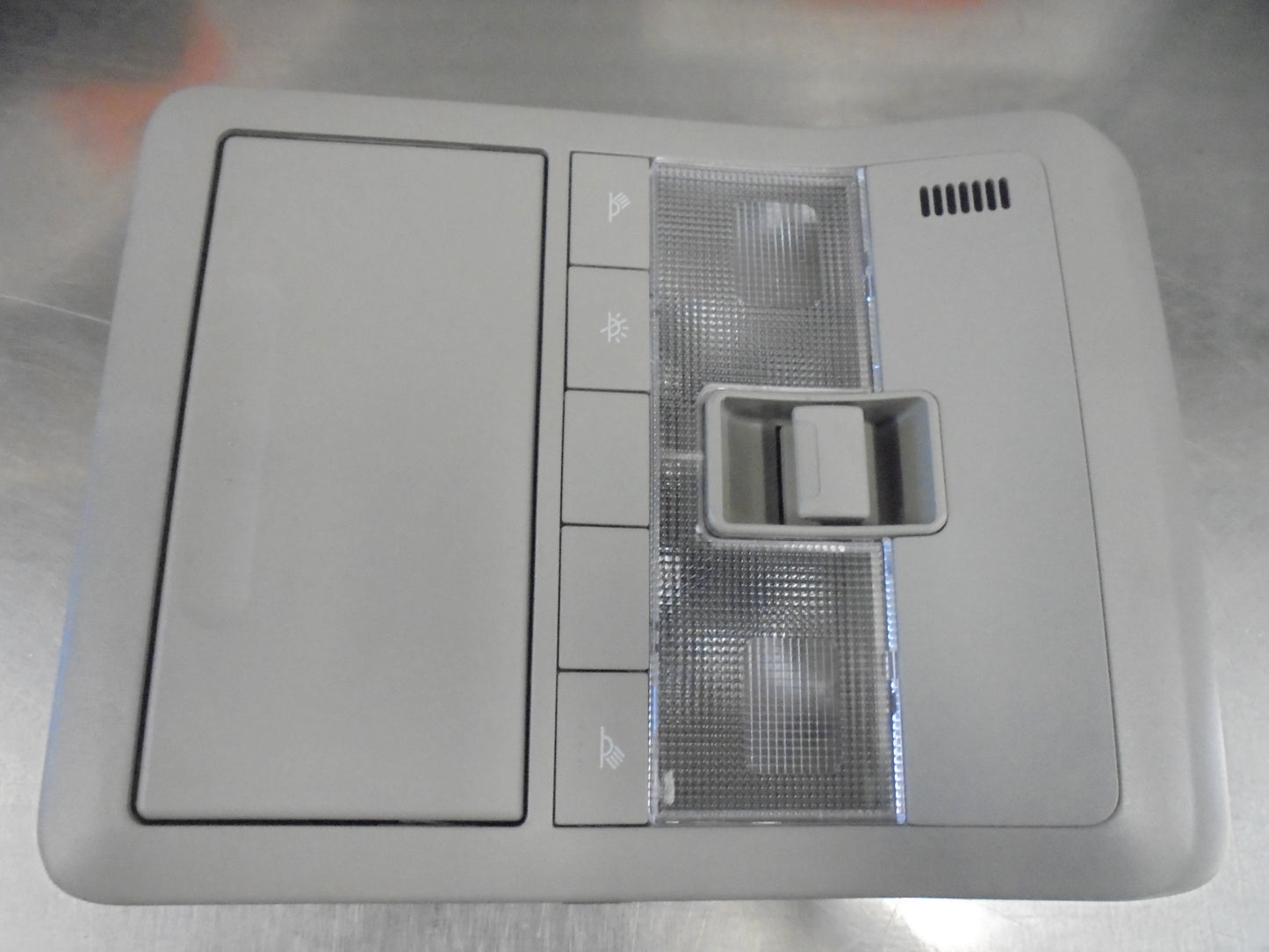 Holden CG7 Captiva Genuine Roof Console -Lights-Sun Glasses New Part