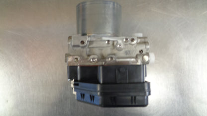 Mitsubishi MN Triton Genuine ABS Hydraulic Brake Modulator Unit New Part