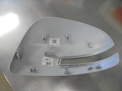 Suzuki SX4 Genuine Drivers Mirror Scalp (White) New Part