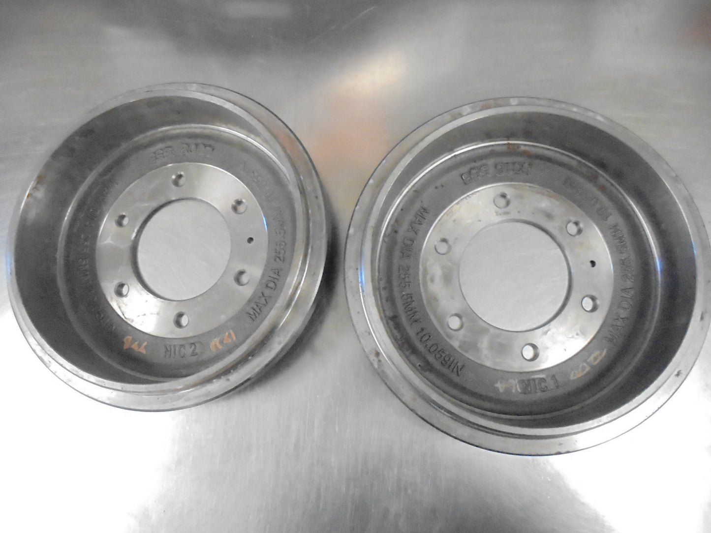 Isuxu D-Max 2WD Genuine Rear Brake Drum (PAIR) New Part