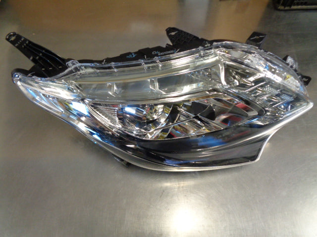 Mitsubishi Triton MQ Genuine Right Hand Head Light Xenon HID New Part