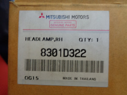 Mitsubishi Triton MQ Genuine Right Hand Head Light Xenon HID New Part