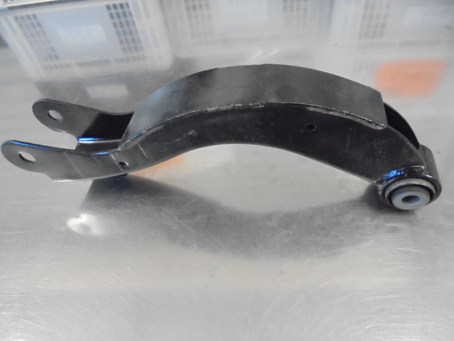 Holden Captiva C100 Genuine Right Hand Rear Wishbone New Part