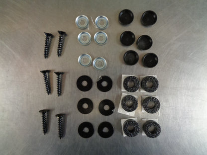 Mitsubishi Triton Genuine Tailgate Bed Liner Fitting Kit New Part