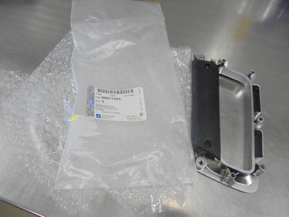 Holden Captiva Genuine Front Drivers Side Pull Handle Trim New Part