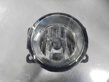 Nissan Pathfinder Genuine Right Hand front Fog Light New Part