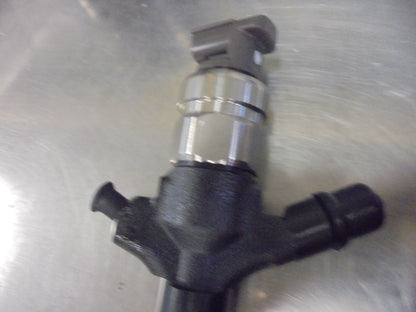 Mitsubishi MN Triton Genuine Injector New Part