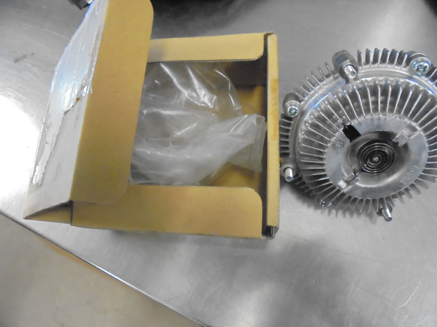 Holden Rodeo Genuine Fan Clutch Assembly Suits 4ZE1 New Part