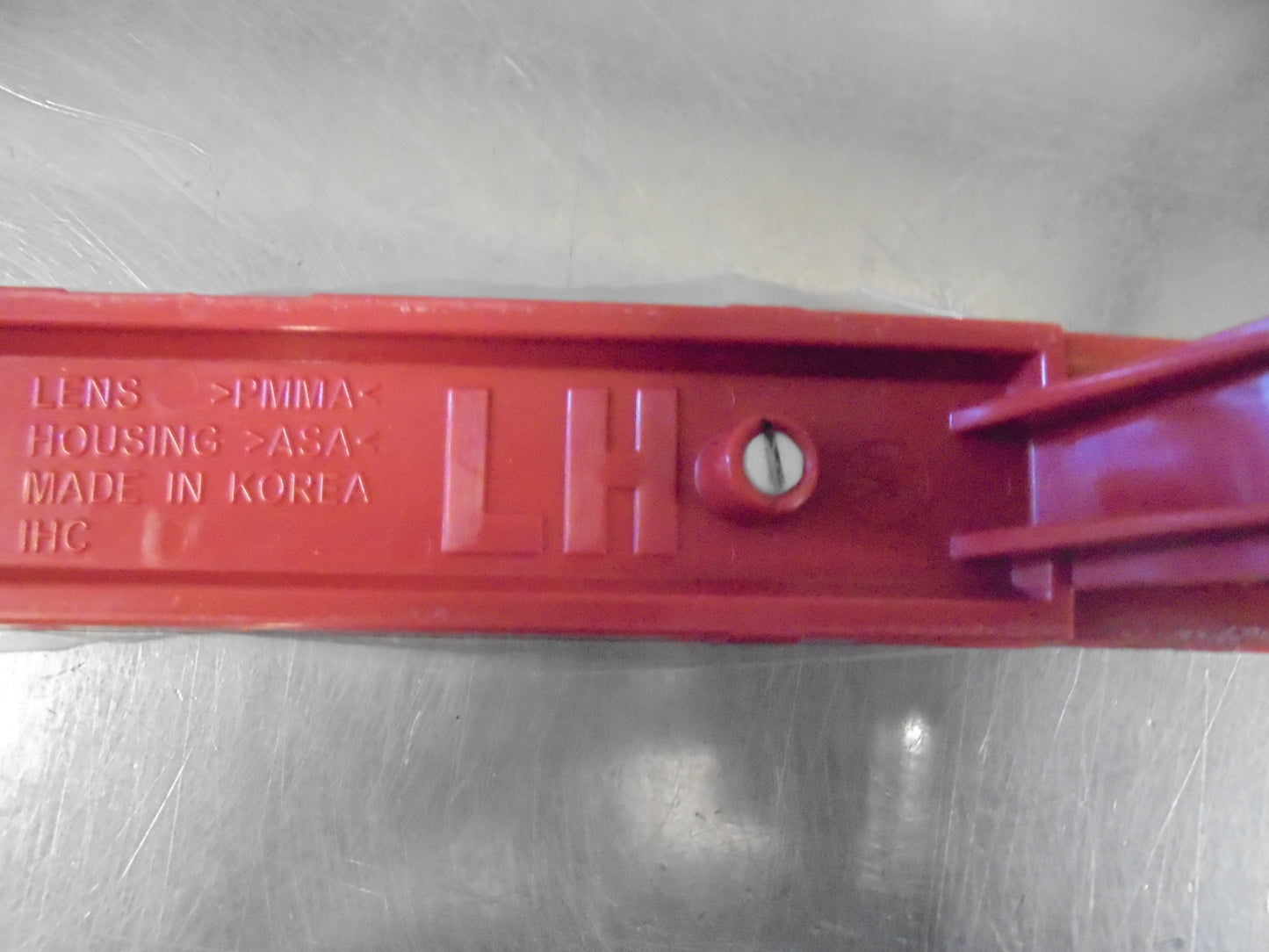Holden Barina Genuine Left Hand Rear Side Fascia Signal Lamp New Part