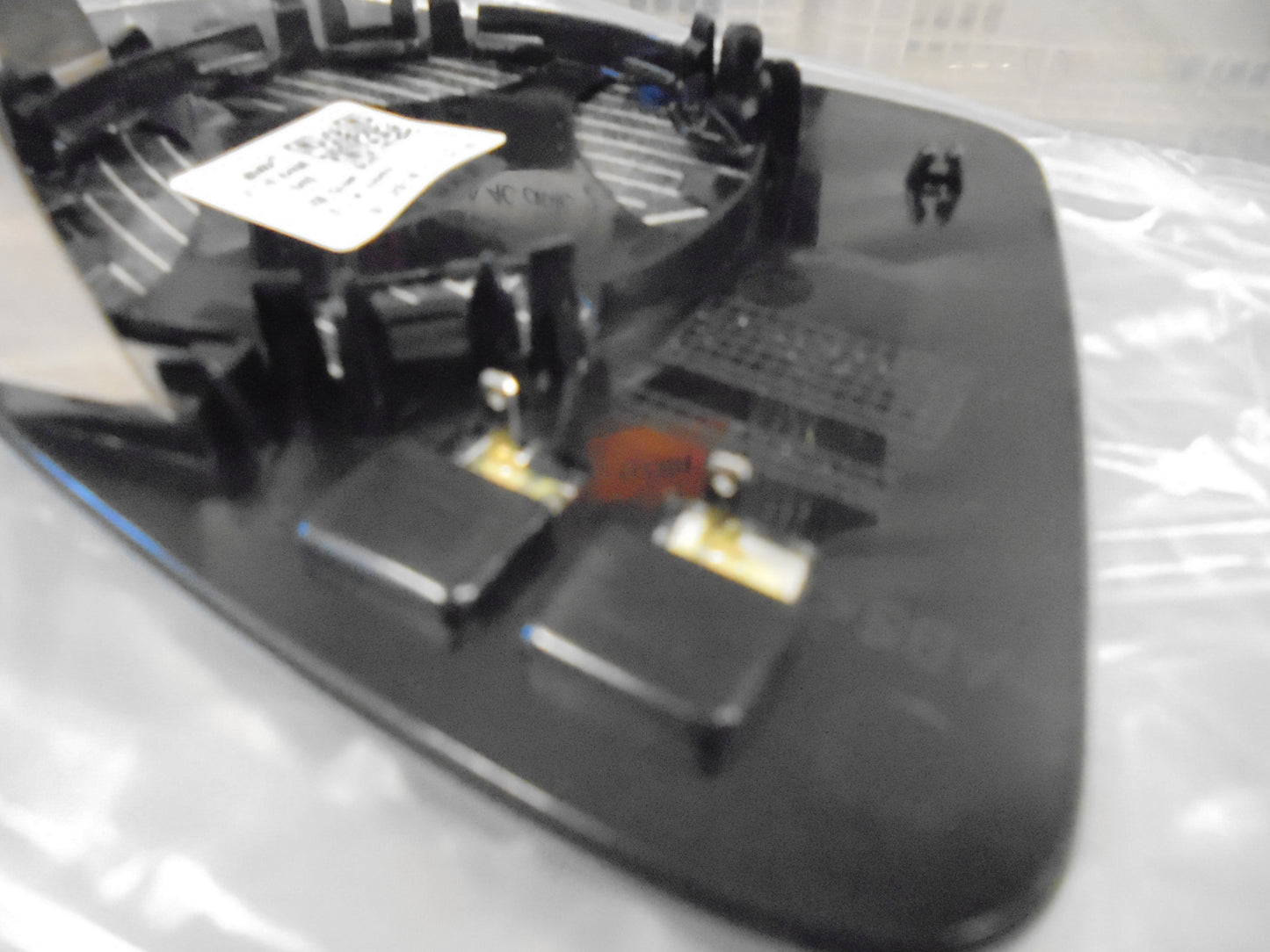 Holden Astra J Genuine Left Hand Outer Mirror Heated Glass New Part