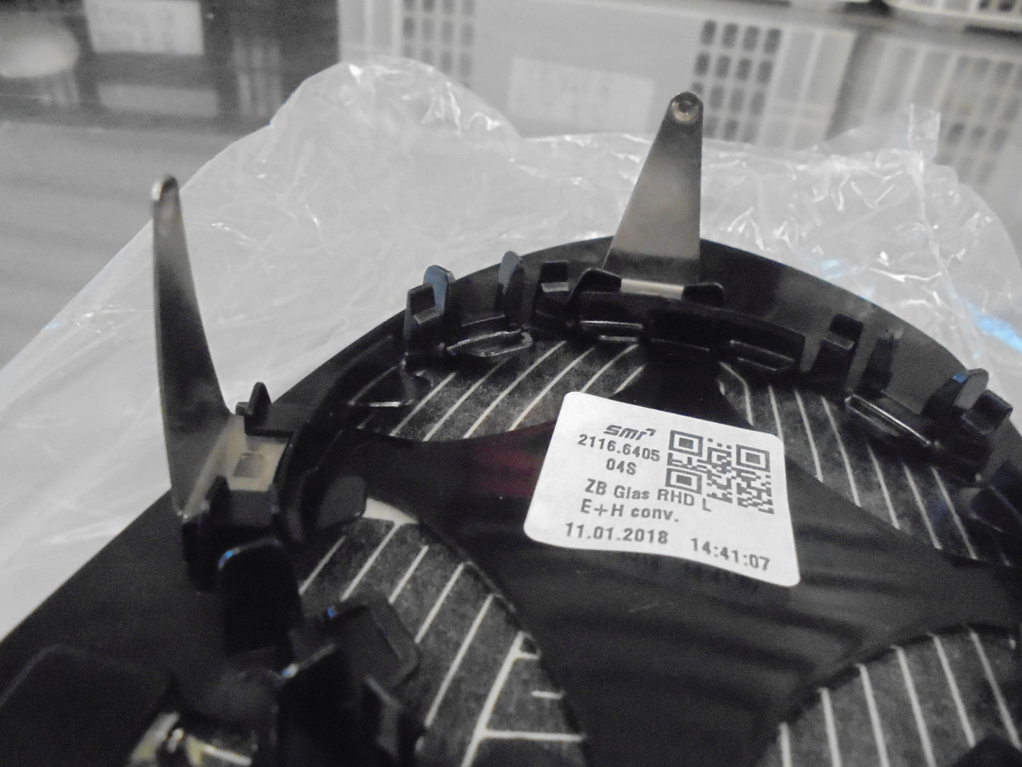 Holden Astra J Genuine Left Hand Outer Mirror Heated Glass New Part