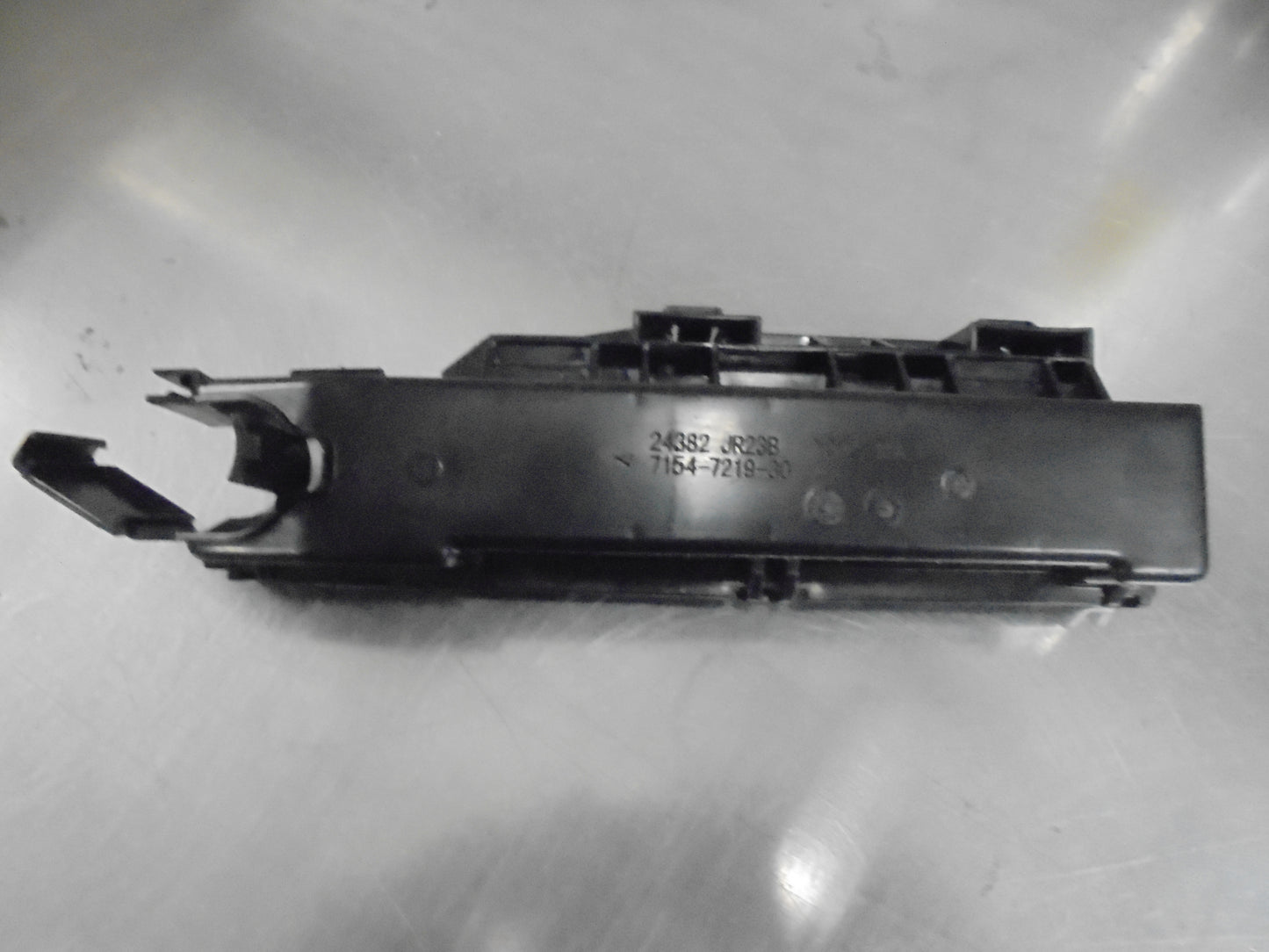 Nissan Pathfinder Genuine Relay Box Cover New Part