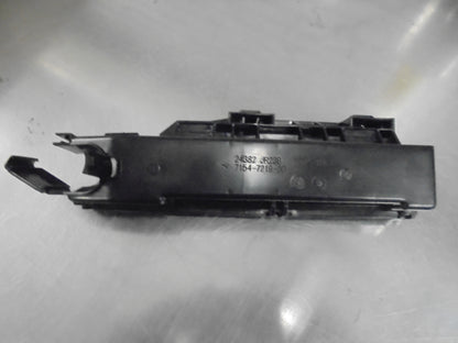 Nissan Pathfinder Genuine Relay Box Cover New Part
