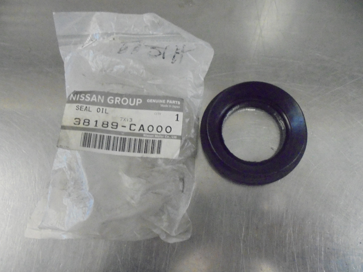 Nissan Murano/Rogue Genuine Pinion Oil Seal New Part