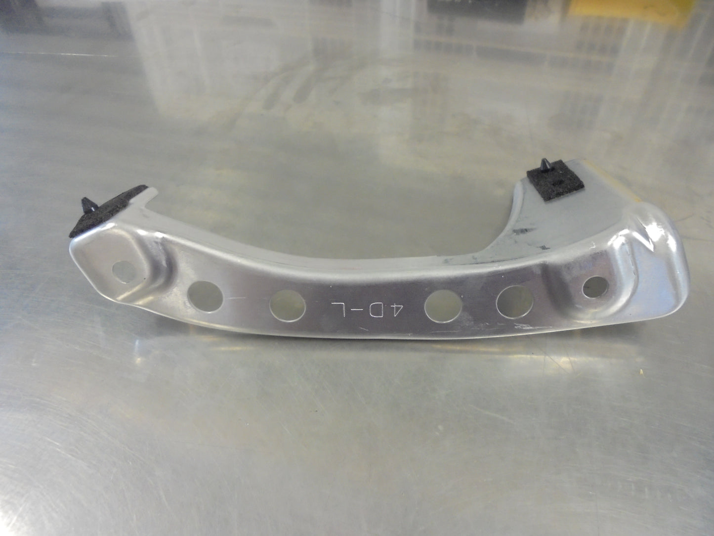 Subaru Liberty Genuine Left Hand Rear Corner Bracket New Part
