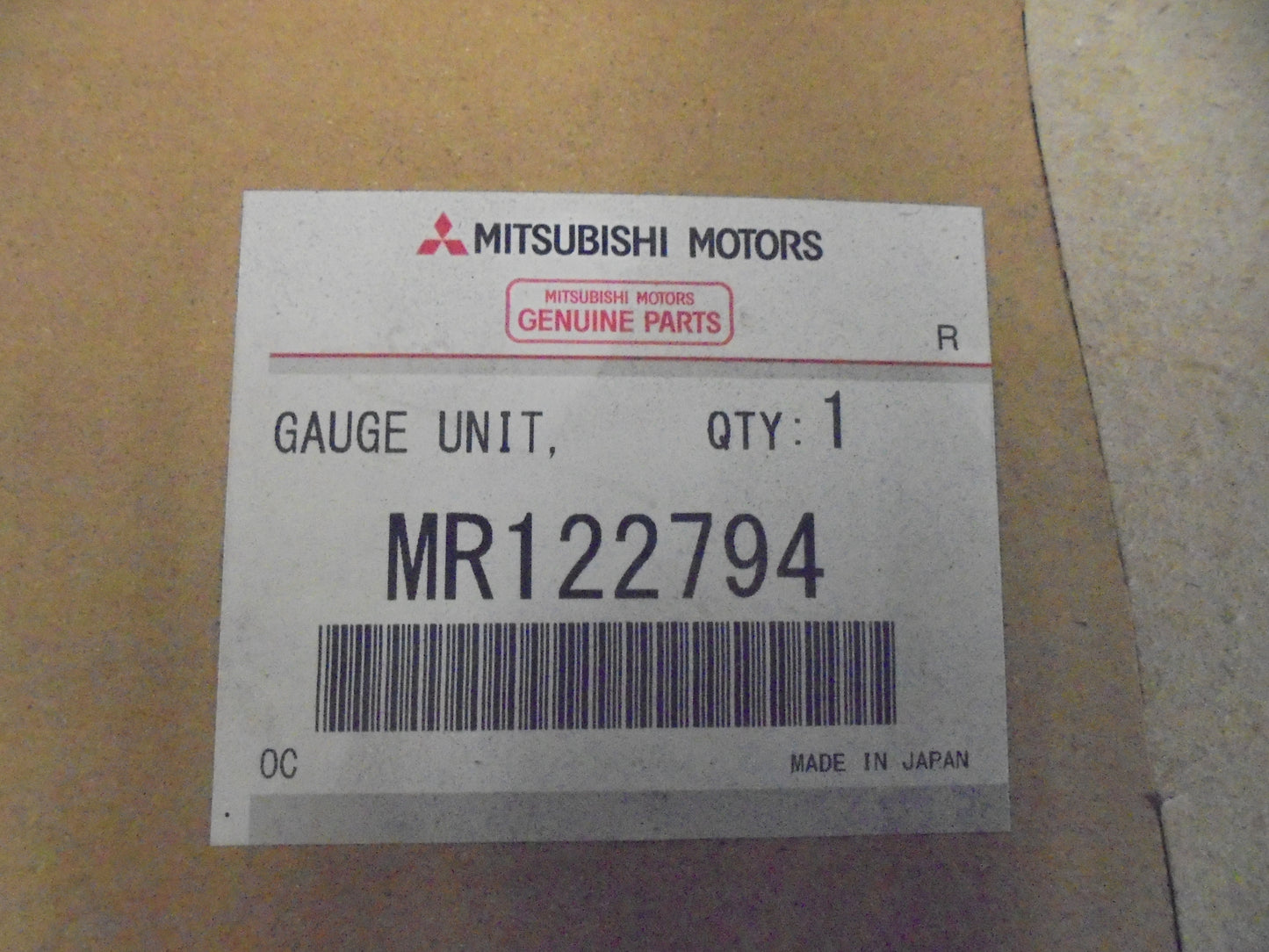 Mitsubishi Triton Genuine Fuel Tank Gauge Sender Unit New Part