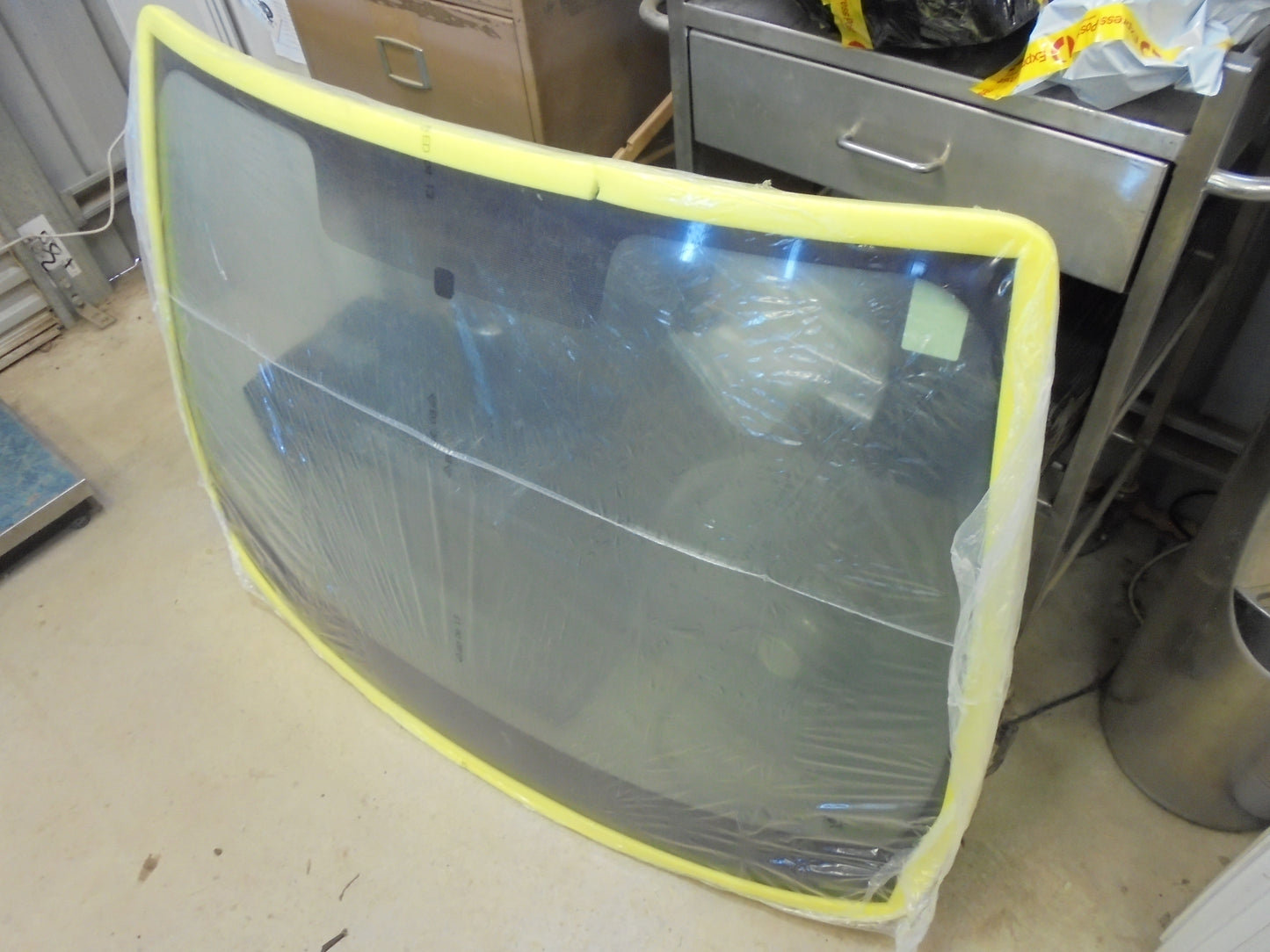 Renault Megane III Hatch 1.5 DCI Genuine Windscreen New Part
