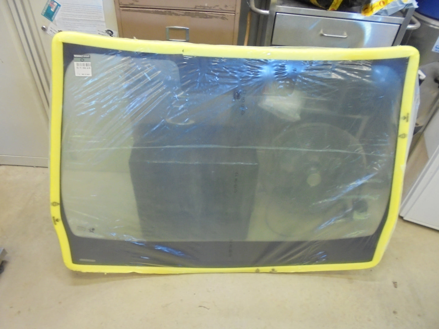 Renault Megane III Hatch 1.5 DCI Genuine Windscreen New Part