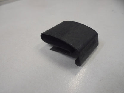 Holden VT-VX HSV Genuine Fuel Flap Spring Clip New Part