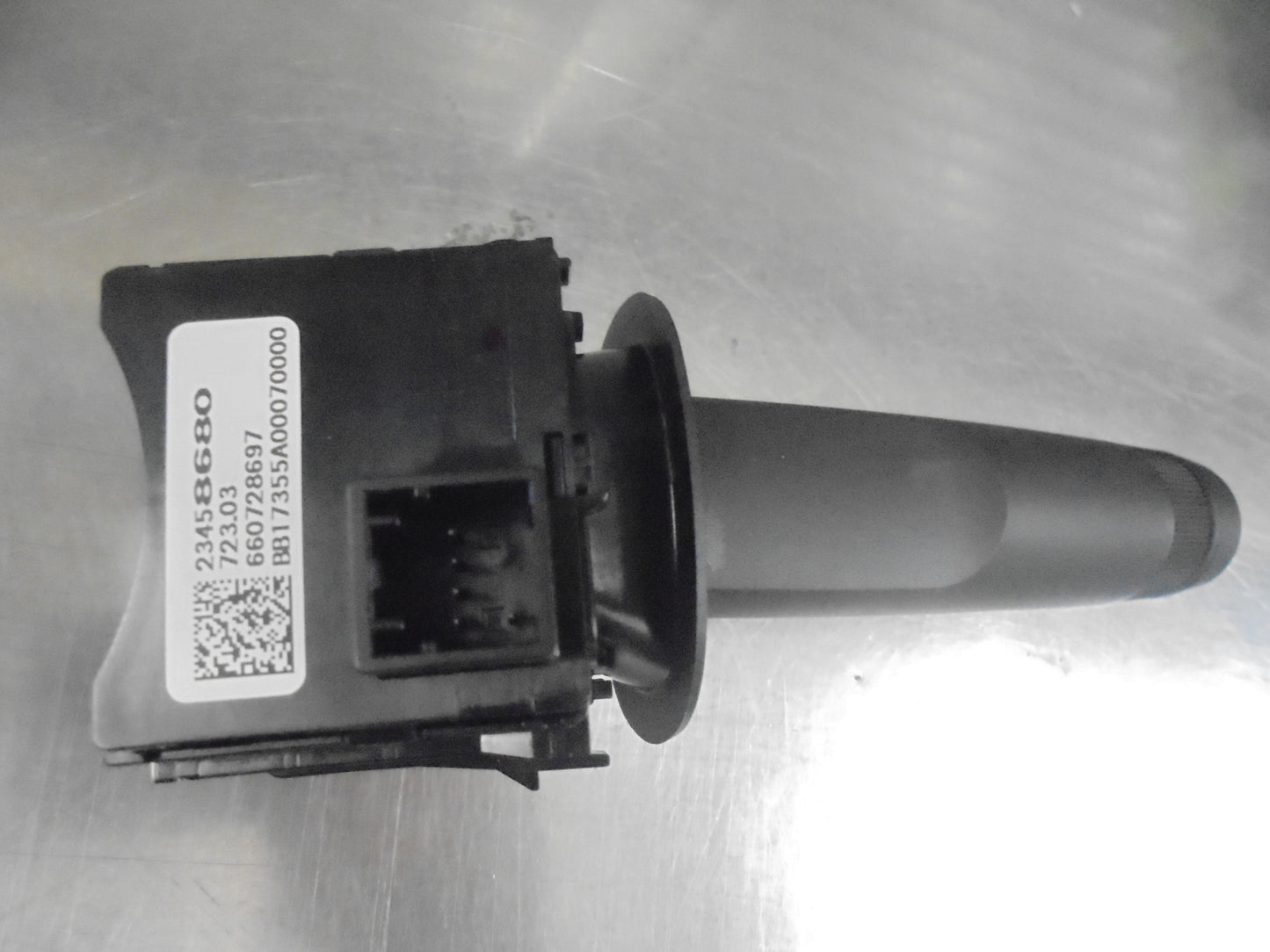 Holden Barina TM Genuine Front Windscreen Control Stalk New Part