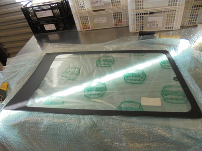 Suzuki Vitara SE416C 2 Door Genuine Right Hand Rear Push Out Window Glass New Part