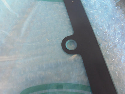 Suzuki Vitara SE416C 2 Door Genuine Right Hand Rear Push Out Window Glass New Part