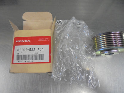 Honda Accord/CR-V/Civic Genuine Alternator Pulley New Part