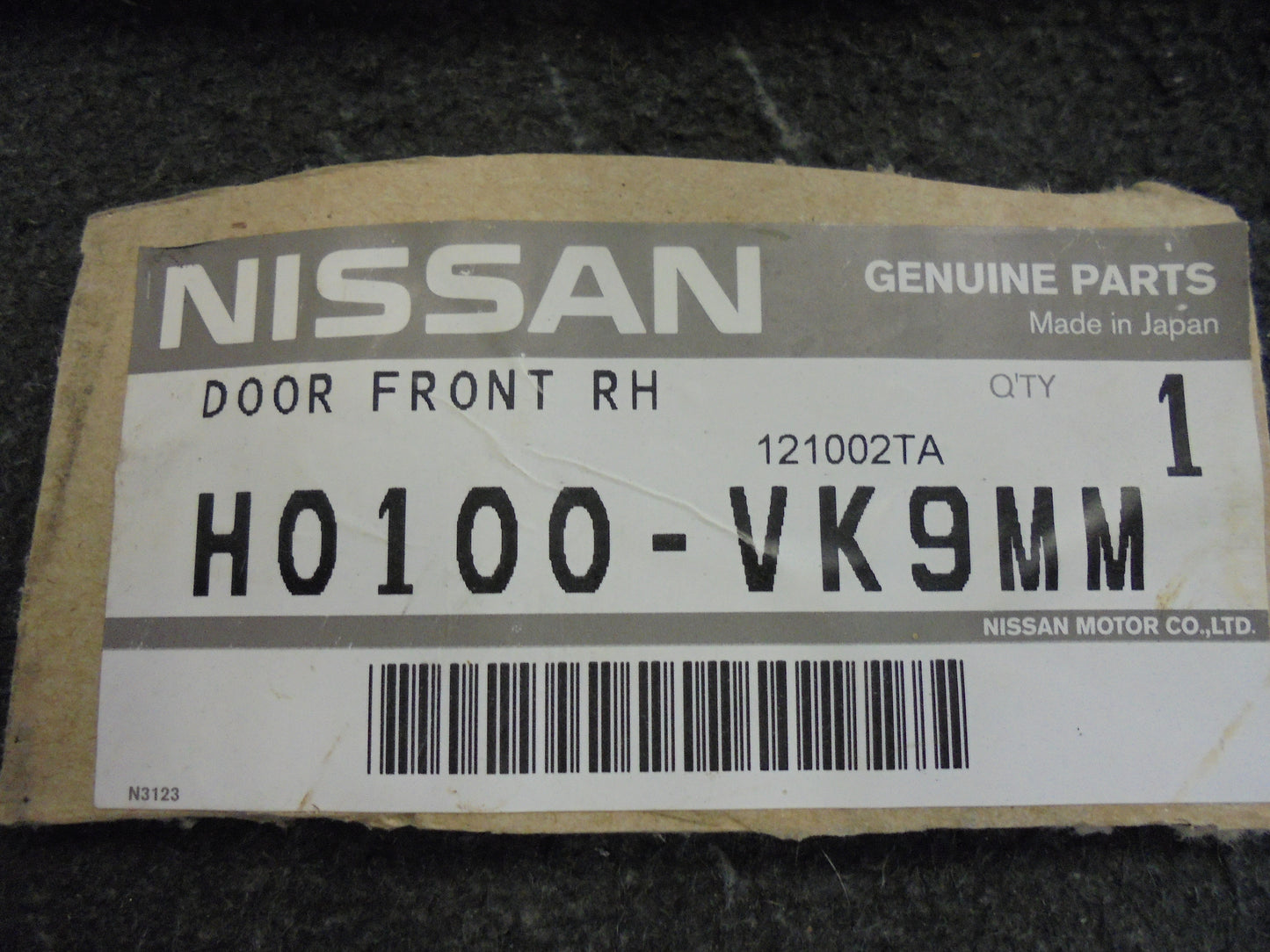 Nissan Navara D22 Genuine Right Hand Front Door Assy (Drivers) New Part