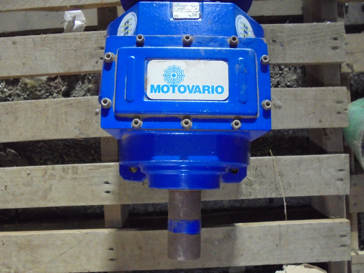 Motovario Helical Gear Reducer H Series Cast Iron Gearbox And Electric Motor New Part